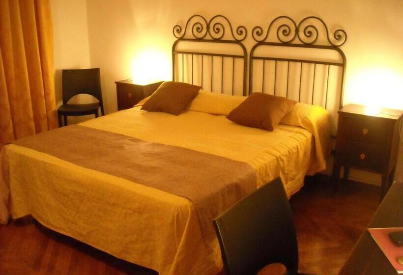 اتاق استاندارد سه نفره, Locazione Turistica Sansevero Venice