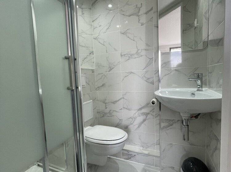 اتاق استاندارد سه نفره, Fasthotel Roissy   Saint Witz