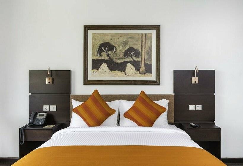 Номер Deluxe, Fox Jaffna