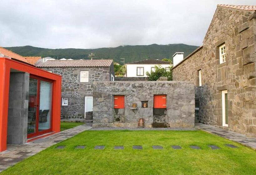 Дом 2 Спальни, A Casa Do Ouvidor