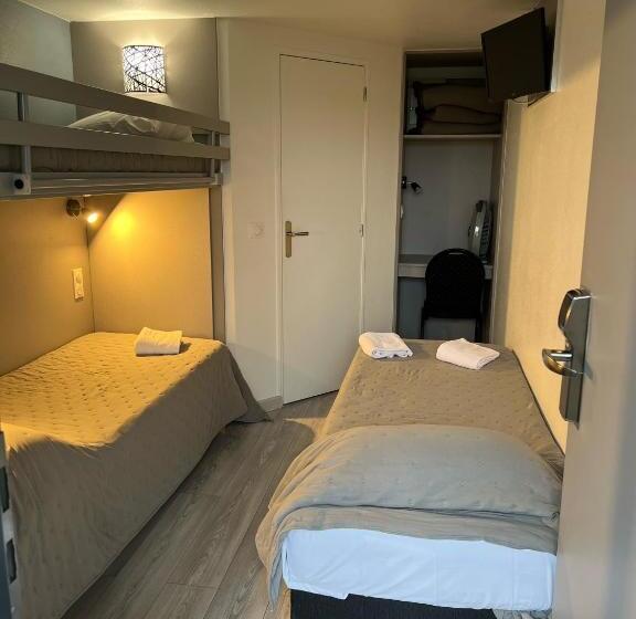 اتاق استاندارد سه نفره, Fasthotel Roissy   Saint Witz
