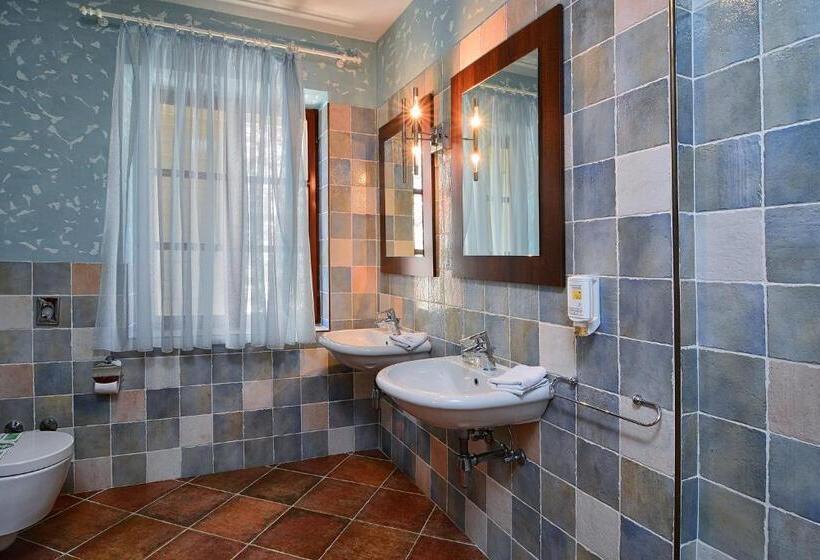 수피리어 룸, Villa Nora Hvar
