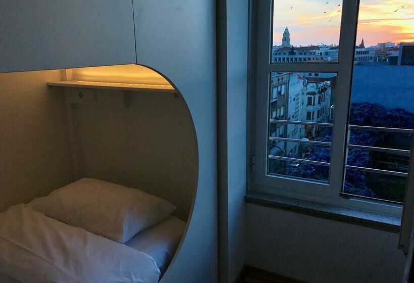 מיטה בחדר משותף, Urban Garden Porto Central Hostel
