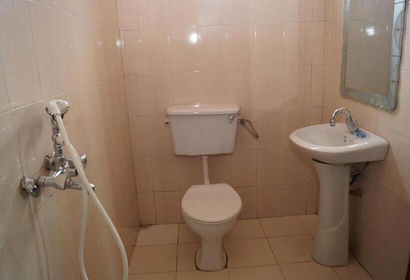 اتاق استاندارد یک نفره, Durban Motel Najjanankumbi Kampala