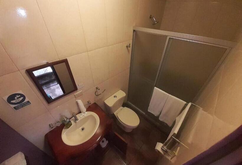 4인용 스탠다드 룸, Boquete Town Hostal