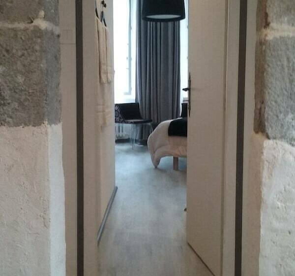 اتاق استاندارد, Hôtel Le Saint Yves