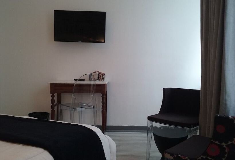 اتاق استاندارد, Hôtel Le Saint Yves