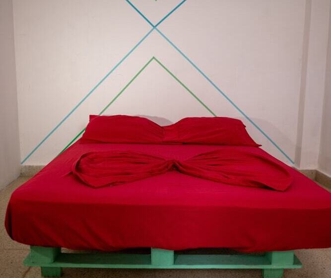 Номер Стандарт, Zebulo Hostel