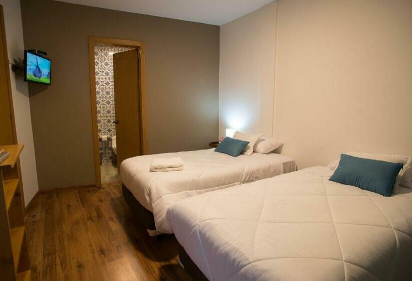 اتاق استاندارد, San Rocke House