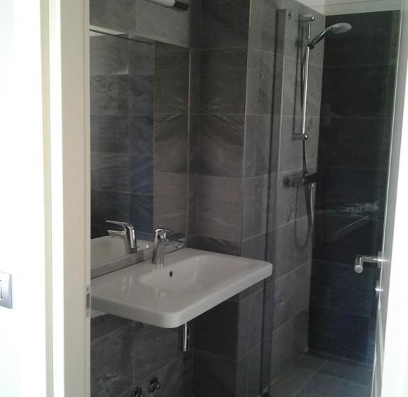 Номер Deluxe Кровать Кинг, Albergo Dongo