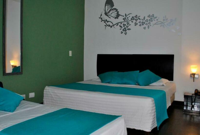 اتاق استاندارد سه نفره, Los Cristales