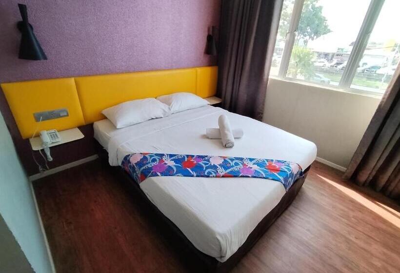 带大床的豪华间, Win Win Boutique Hotel Port Dickson