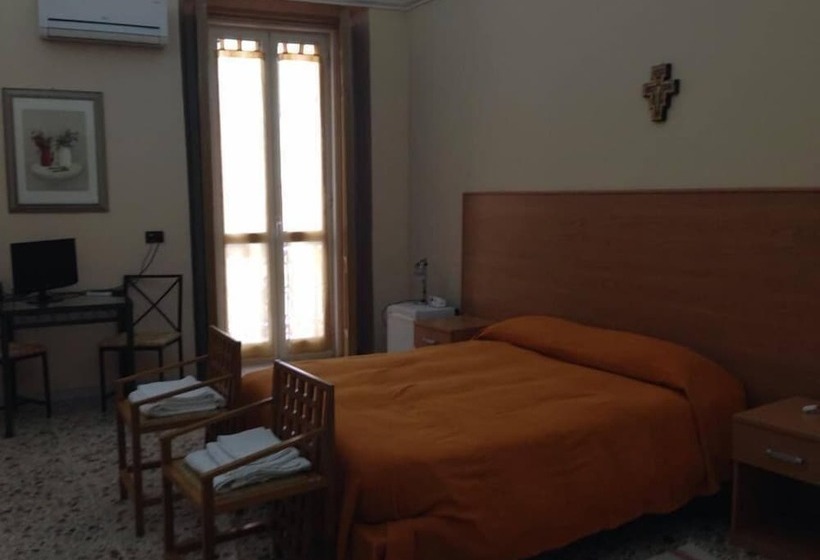 Четырехместный Номер Стандарт, B&b Cavour