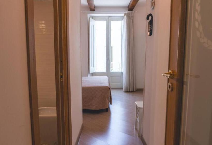 اتاق لوکس با بالکن, Fata34 Luxury B&b