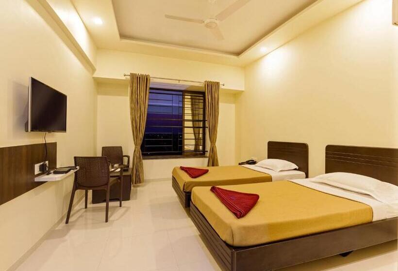 Номер Deluxe, Galaxy Inn Best Business Hotel In Kolhapur