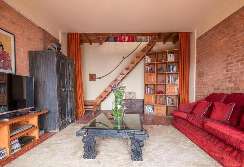 سوئیت 2 خوابه, Shivapuri Heights Cottage