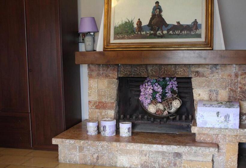سوئیت با تخت بزرگ, Aethalia Bed And Breakfast