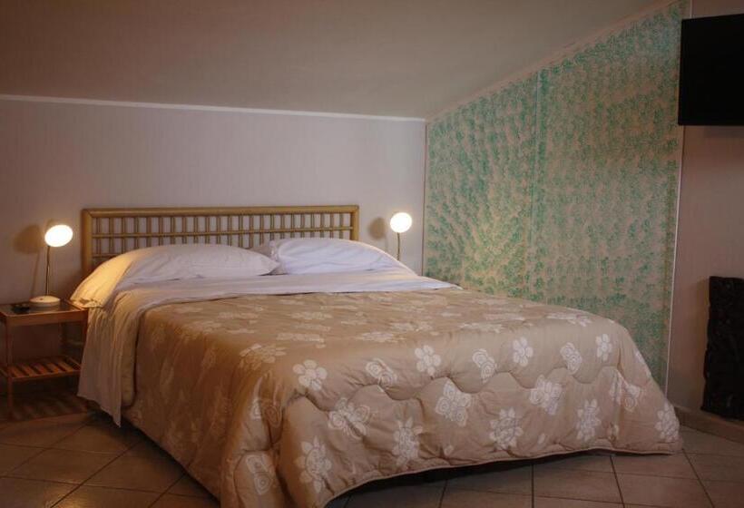 اتاق استاندارد سه نفره, Aethalia Bed And Breakfast
