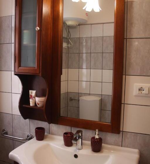 اتاق استاندارد سه نفره, Aethalia Bed And Breakfast
