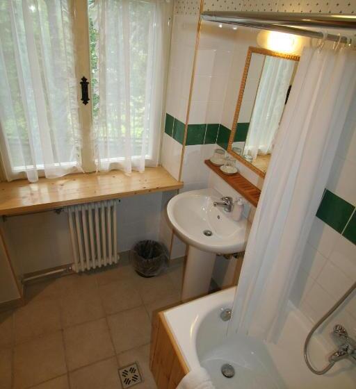 اتاق استاندارد با بالکن, B&b Villa Dolomites Hut