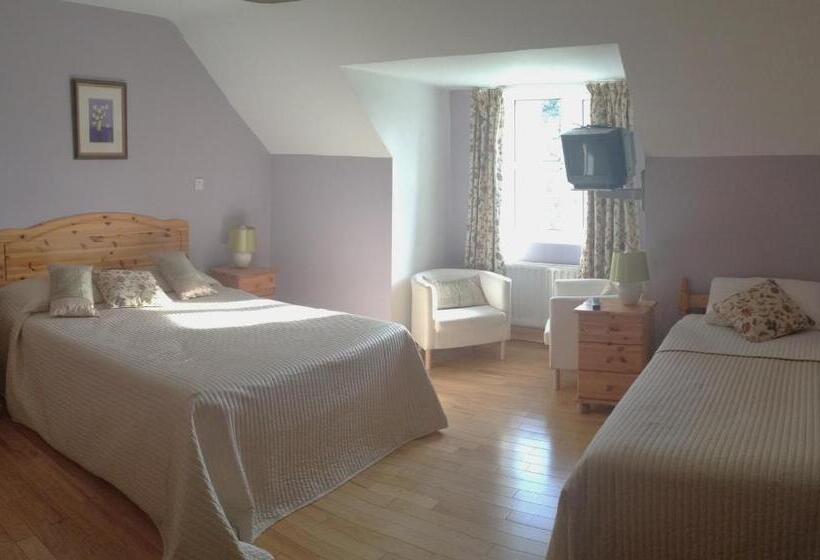 Номер Deluxe Вид на Сад, Yeats Lodge