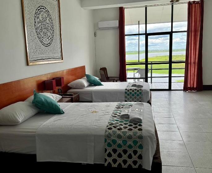 Номер Superior Вид на Реку, El Cauchero Hotel Iquitos