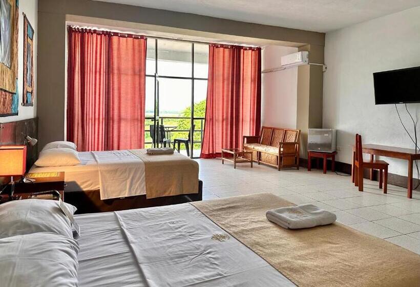 Номер Superior Вид на Реку, El Cauchero Hotel Iquitos
