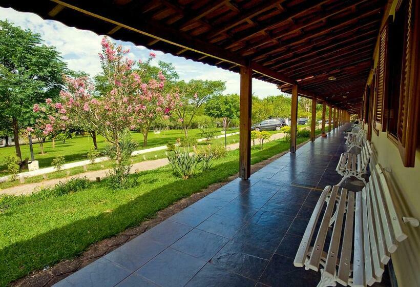 Номер Стандарт Трехместный, Resort Fazenda Sao João