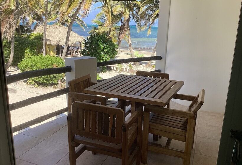 ویلای 5 خوابه, Playa Del Sol