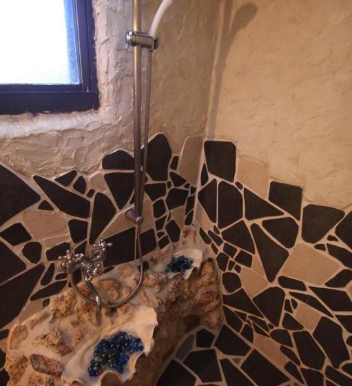 Кровать в Общей Комнате, Taketomijima Guesthouse And Je Taime