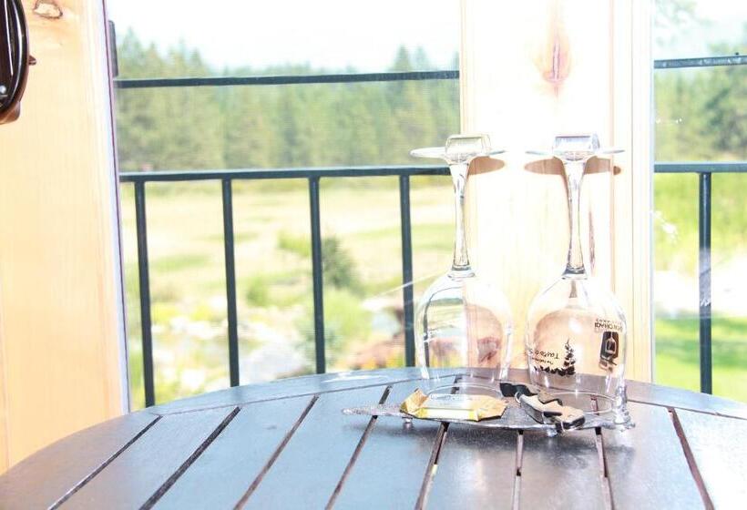 Номер Стандарт, Talus Rock Retreat