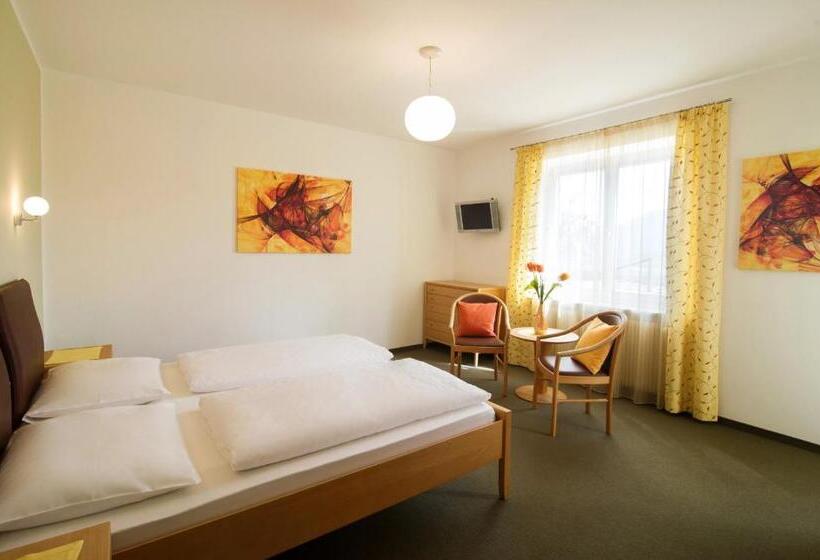 マウンテンビュースタンダードルーム, Römerrast