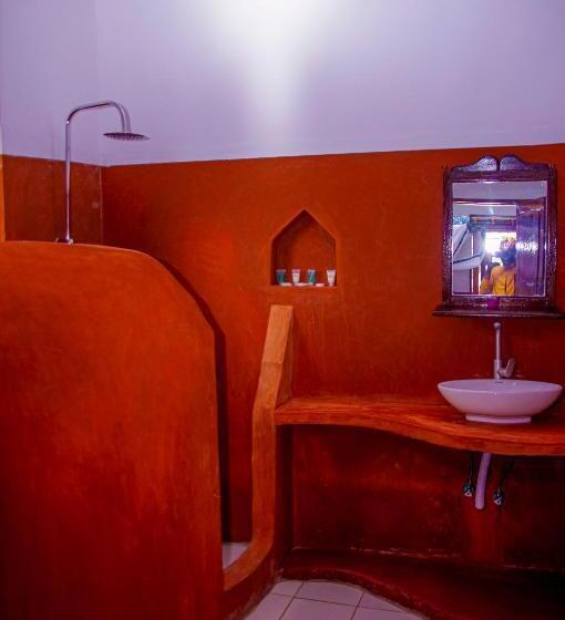 이코노미 룸, Zanzi Rest Bungalow