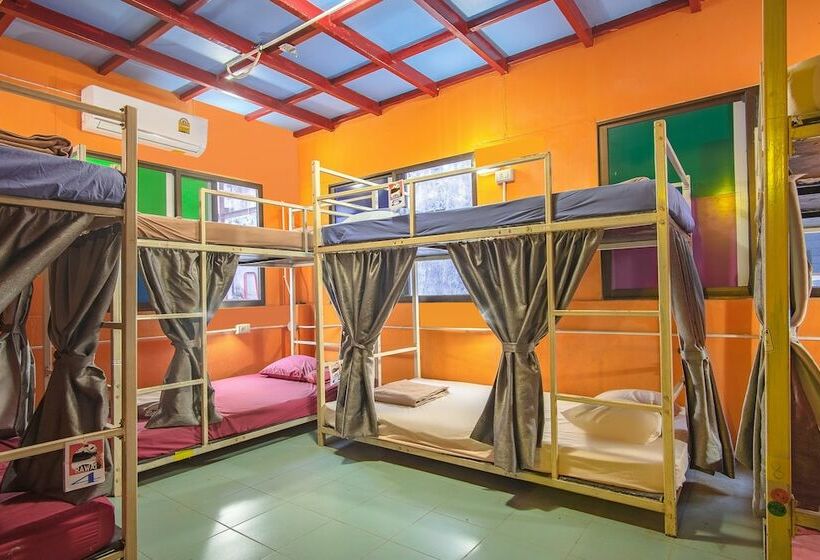 공동 객실, I Hostel Phuket