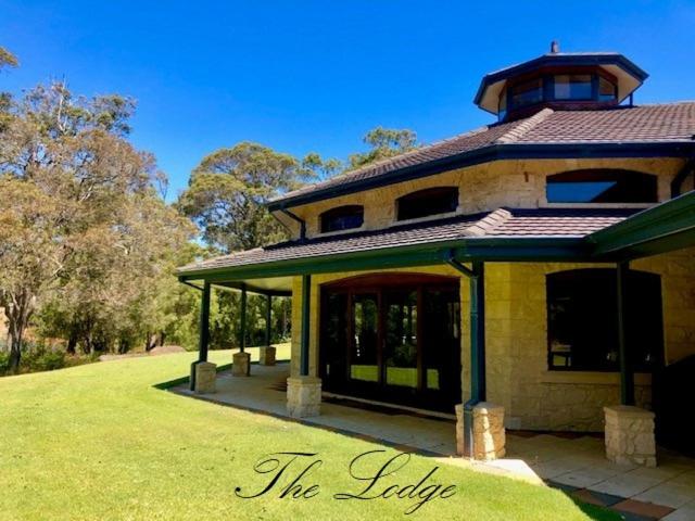 اتاق استاندارد, Harmony Forest Cottages & Lake Side Lodge