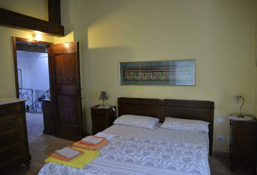 Номер Стандарт, B&b Punto Magico