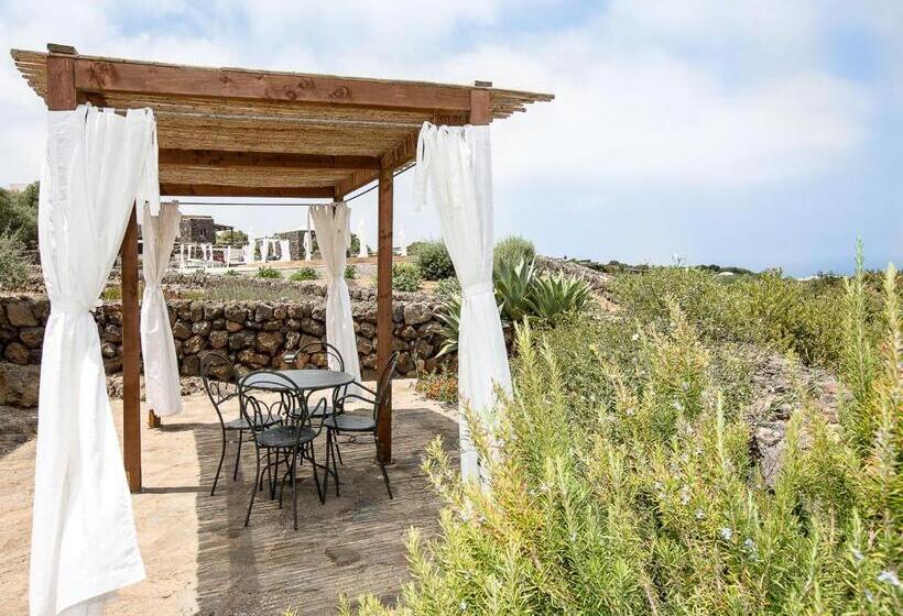 스탠다드 룸 바다 전망, Dammusi Al Qubba Wellness & Resort