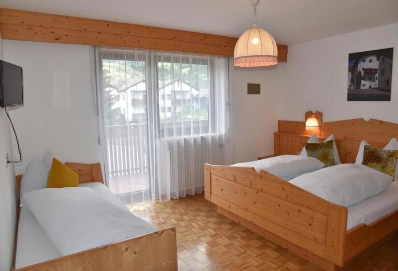 Номер Стандарт Трехместный, Garni Glurnserhof