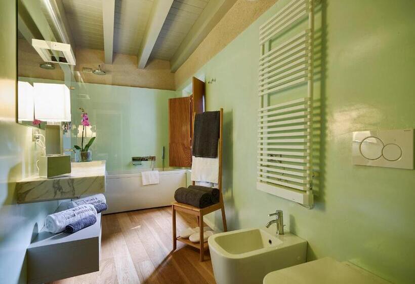 Deluxe Room Mountain View, Relais Montepepe Winery & Spa