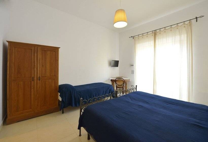 Quarto Estandar, Villa Mazzella