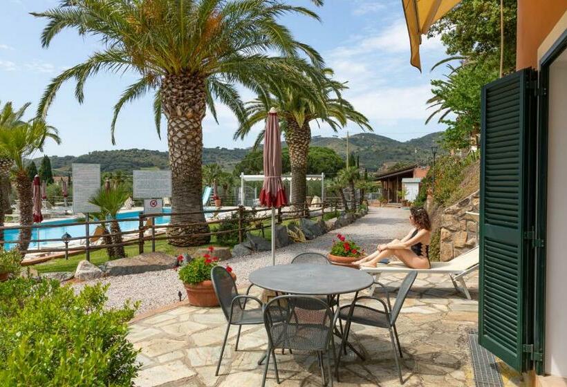 استودیوی استاندارد, Country Hotel Residence Da Pilade