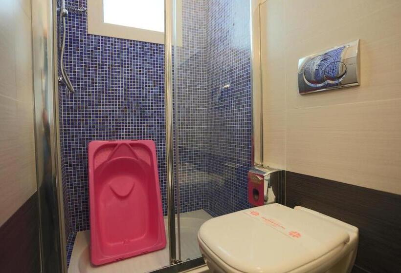 Quarto Triplo Estandar com Sacada, Caribia Pinarella
