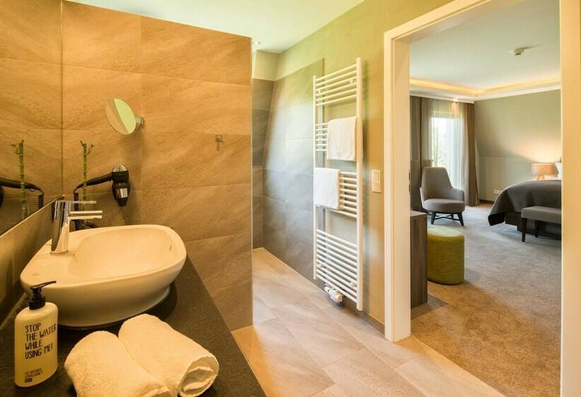 Полулюкс, Pura Vida Hotel Cuxhaven