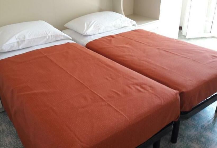 Номер Стандарт, B&b   Meuble    Hotel  Cordiale