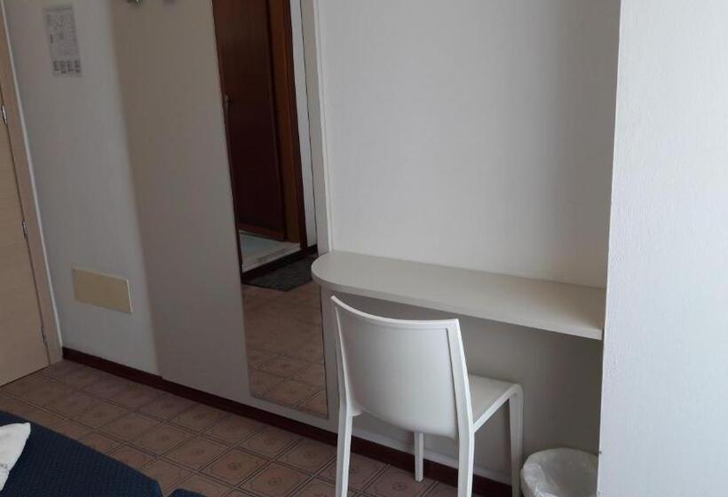 Номер Economy, B&b   Meuble    Hotel  Cordiale
