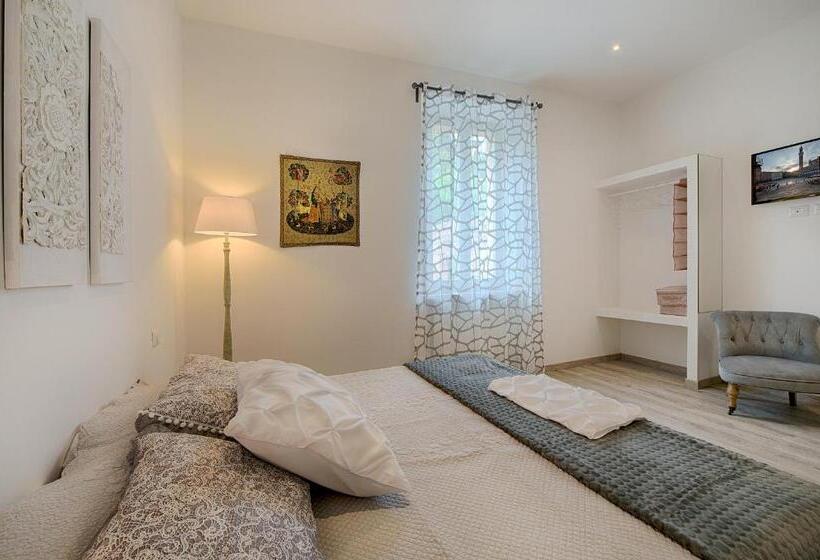 اتاق استاندارد, Siena Vip B&b