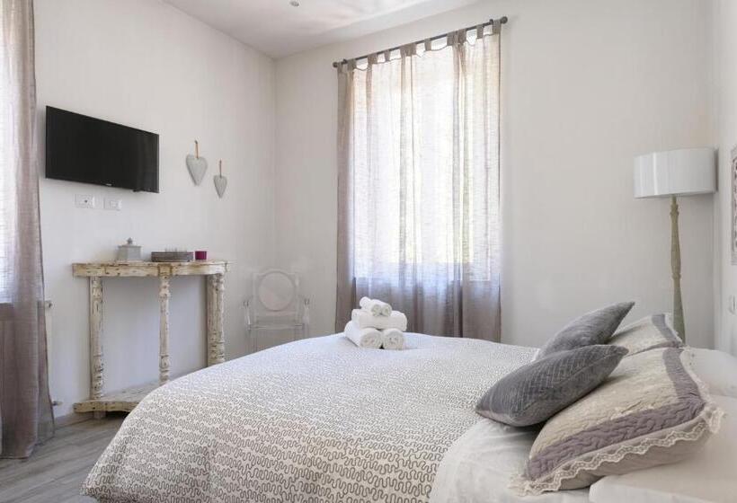 سوییت جونیور لوکس, Siena Vip B&b