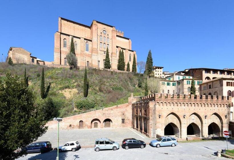 اتاق لوکس, Siena Vip B&b