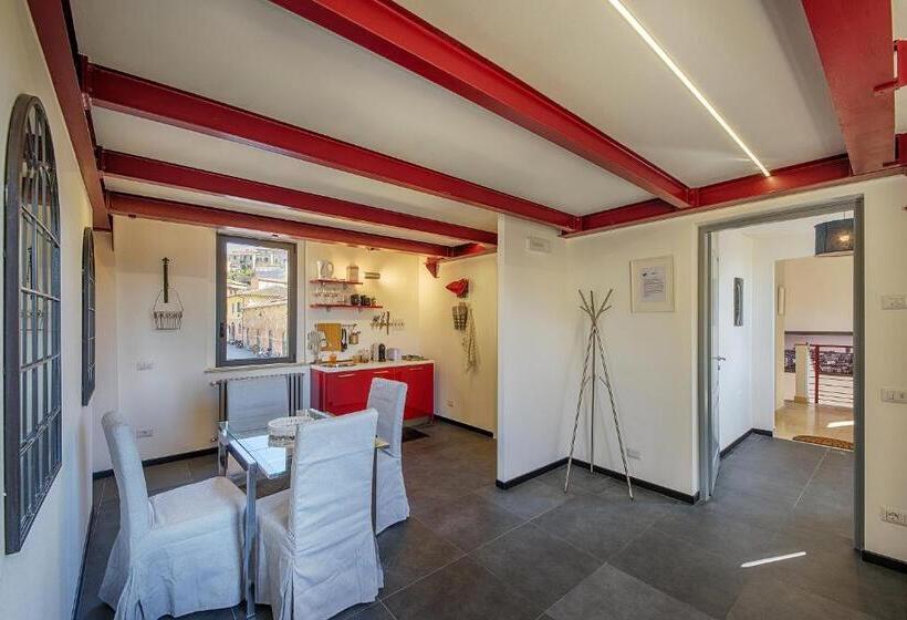 آپارتمان 2 خوابه, Siena Vip B&b