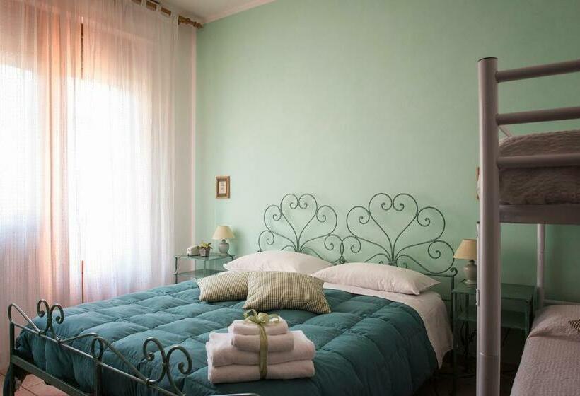 バルコニー付きスタンダードルーム, Albergo La Bussola